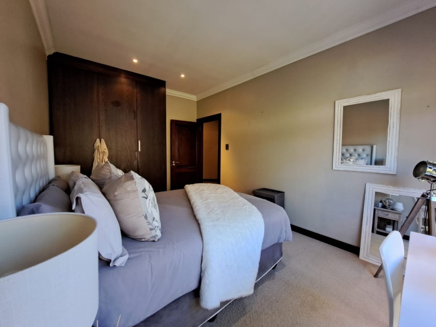 3 Bedroom Property for Sale in Bonza Bay Eastern Cape